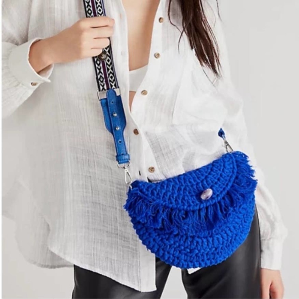 NEW Free People Macrame Moon Blue Boho Crossbody Bag - Picture 1 of 10
